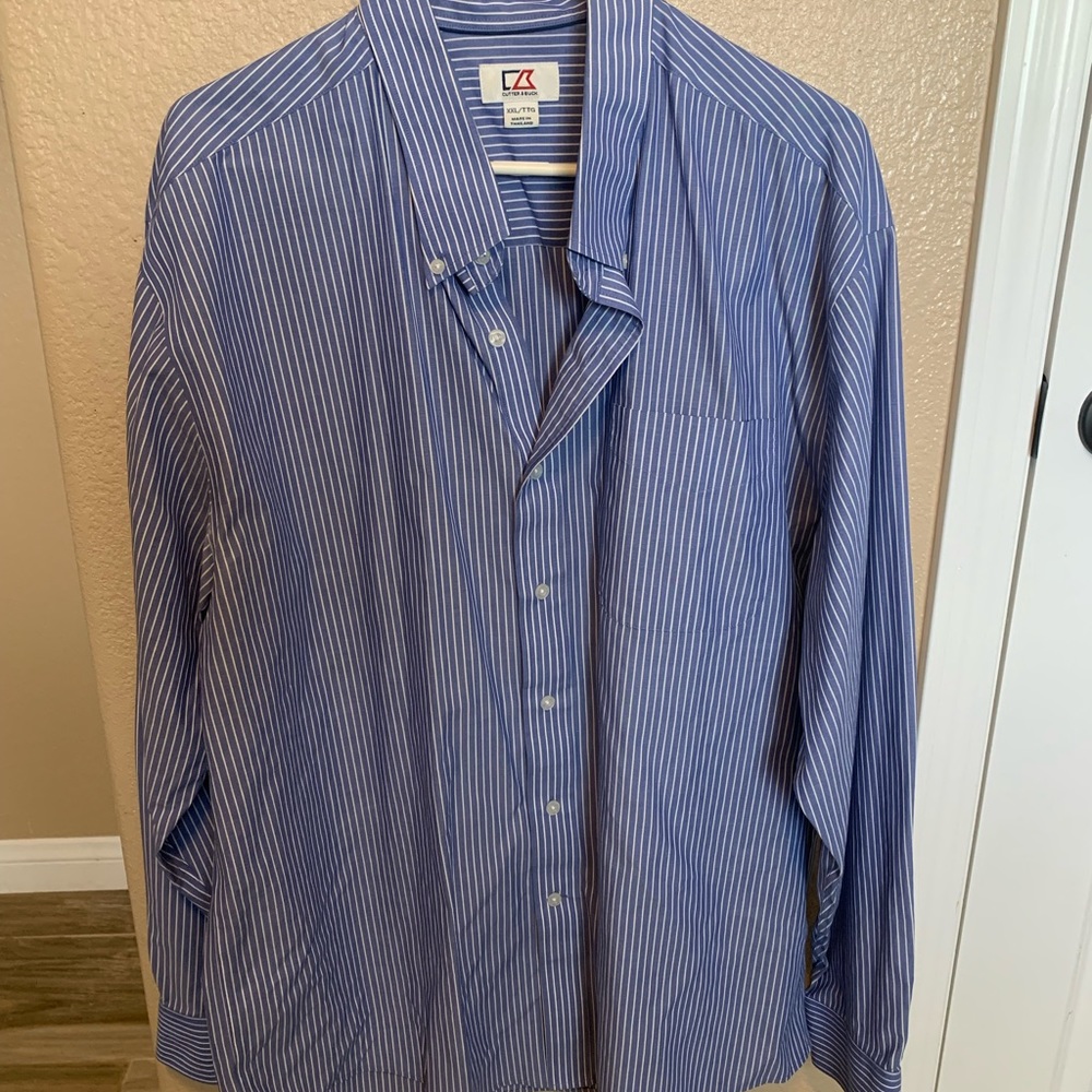 Cutter and buck button up shirt